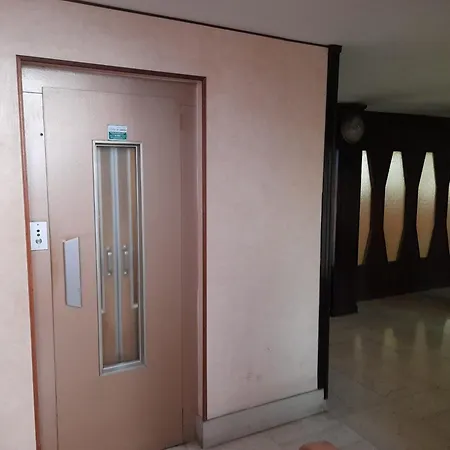 Apartment Exclusive Monte Bianco - Bengasi - Italia 61 Moncalieri